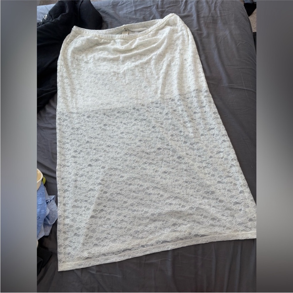 Aerie lace skirt